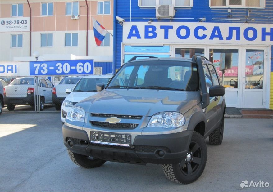 Шевроле дилер нижний новгород. Автосалон Нива Шевроле. Автосалон Шевроле в Тюмени. Шевроле Нива Иваново автосалон.