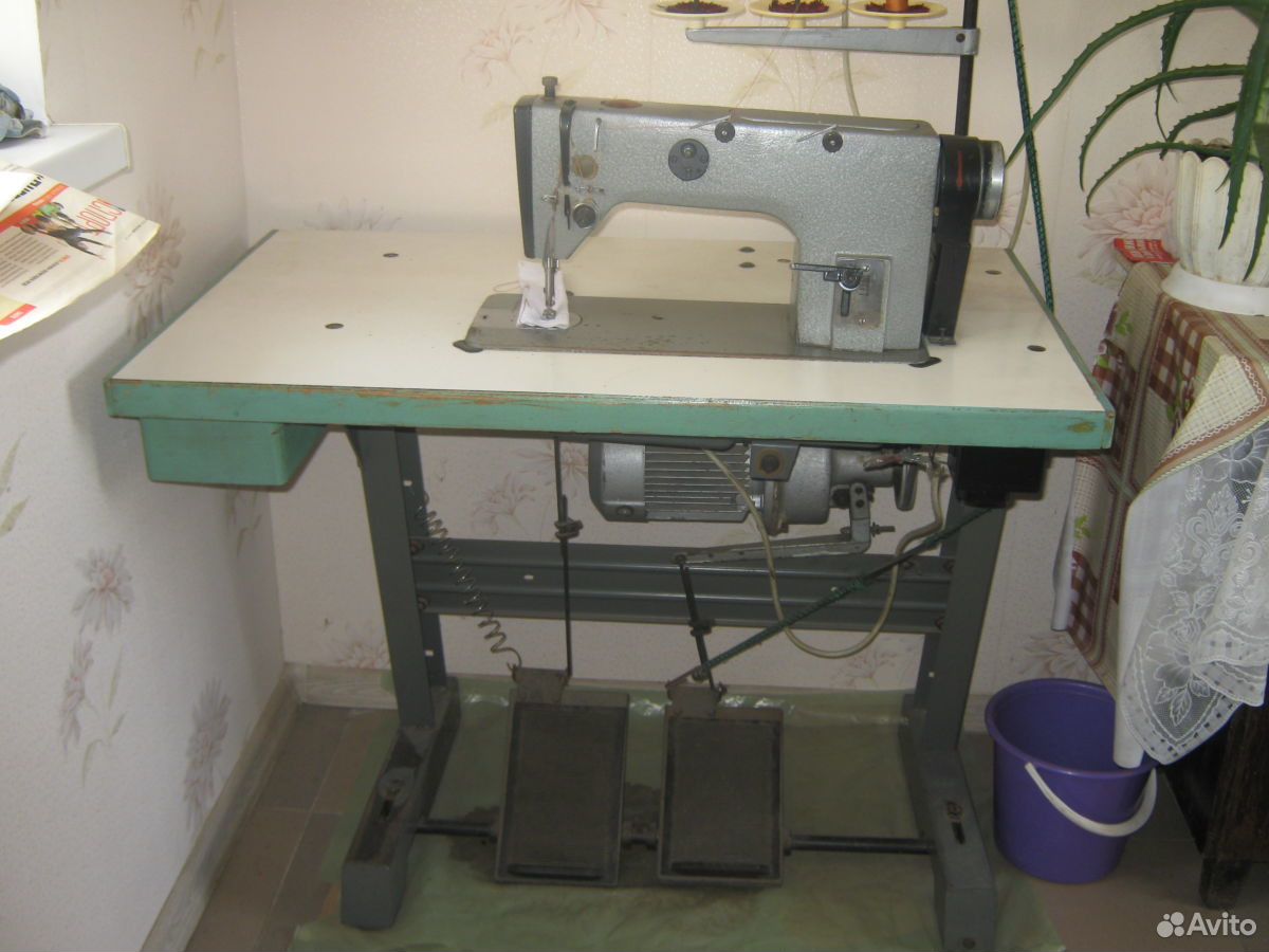 Промышленная швейная машинка модель 1022м