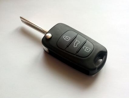 Ключ Hyundai новый с чипом