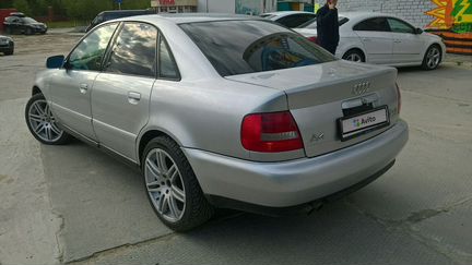 Audi A4 1.8 МТ, 1999, седан