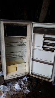 Холодильник б/у. Рабочий