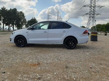 Volkswagen Polo 1.4 AMT, 2018, седан