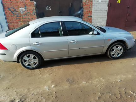 Ford Mondeo 1.8 МТ, 2001, 208 000 км