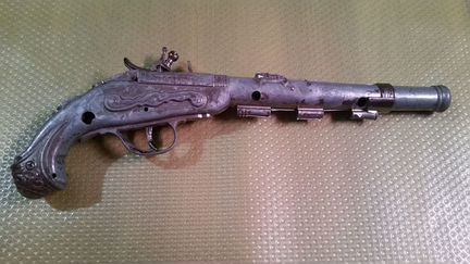 Мушкет старинный пистолет макет Испания металл