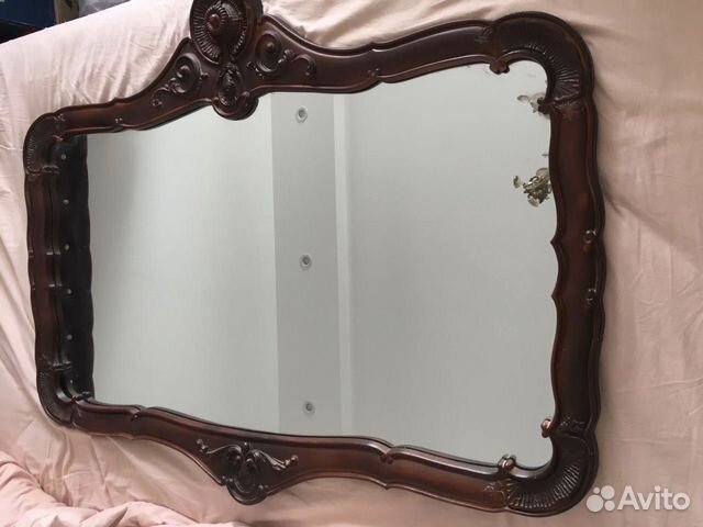 Зеркало в раме под резной массив 110*84 см