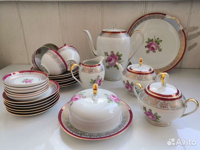 Сервиз чайно-кофейный фирмы BES гдр на 5 персон