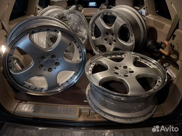 Редкие в родной краске Carlsson CR 2/5 R20 5*112