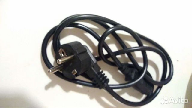 Кабель питания для компьютера,и бытовых устройств