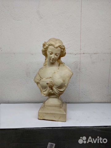 Винтажная статуэтка-бюст Девушки СССР