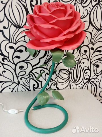 Светильник настольный из изолона