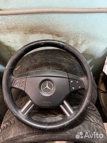 Руль кожаный 4 спицы Мерседес мл гл В 164 В 251