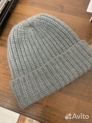 Шапка женская вязаная