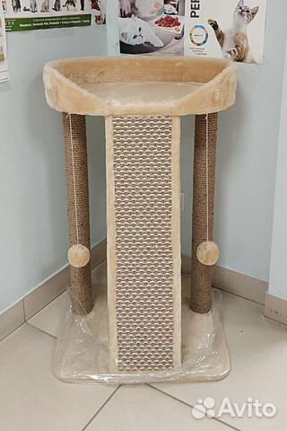 Когтеточка для кошек Марсела с когтеточкой