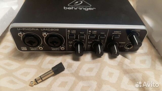 Внешняя звуковая карта Behringer umc202