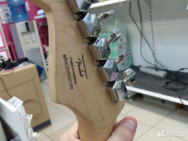 Гитара Fender Squier bullet strat