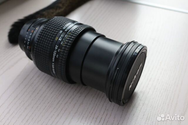 Объектив Nikon AF Nikkor 24-120mm