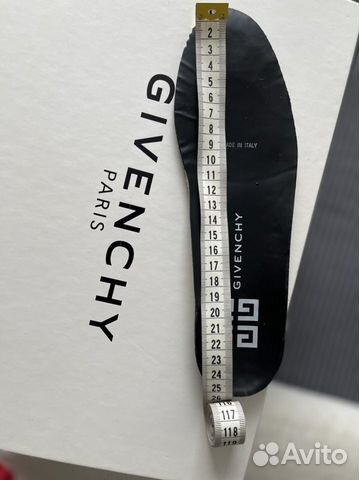 Кроссовки женские Givenchy