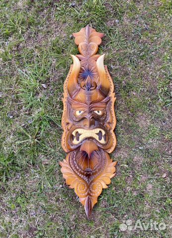 Панно из дерева