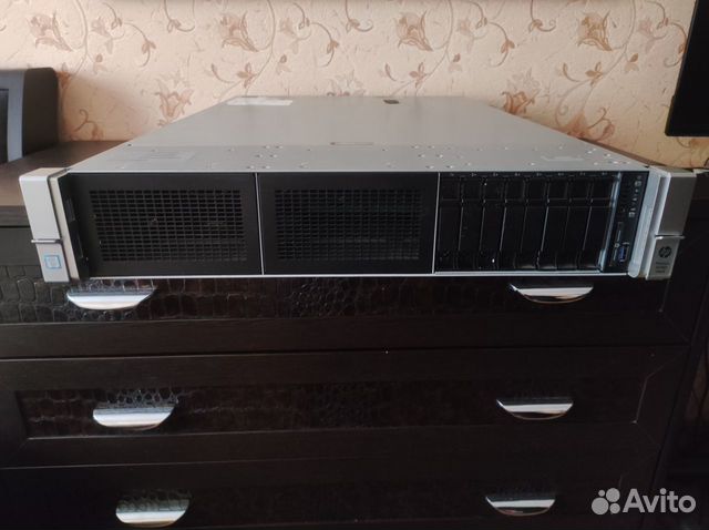 Сервер HP Proliant DL380 Gen9 8SFF DL 380 G9