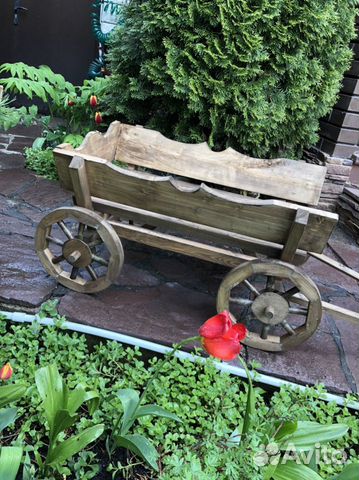Телега деревянная резная