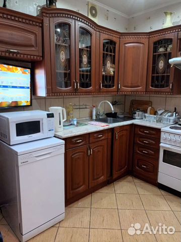 

2-к. квартира, 64 м², 3/5 эт.