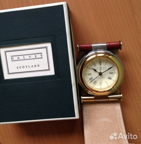 Изумительные часы в коже Dalvey Шотландия Изумительные часы в коже Dalvey Шотландия