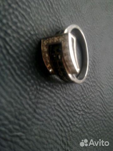 Кольцо из белого золота С чёрными брильянтами Кольцо из белого золота С чёрными брильянтами