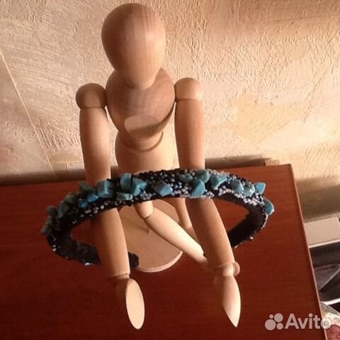 Ободки из камней, бусин и бисера