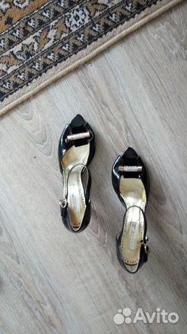 Меняю нарядные новые босоножки на деньги Меняю нарядные новые босоножки на деньги