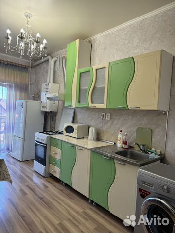 

1-к. квартира, 53 м², 3/6 эт.