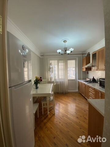 

2-к. квартира, 50 м², 6/10 эт.