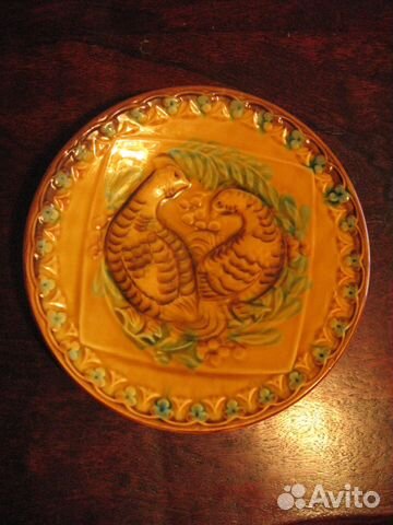 Тарелка птицы, вазочка СССР и пробка гдр Тарелка птицы, вазочка СССР и пробка гдр