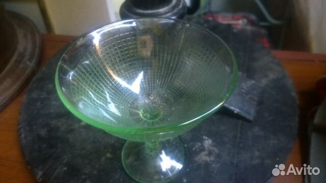 Тарелка птицы, вазочка СССР и пробка гдр Тарелка птицы, вазочка СССР и пробка гдр