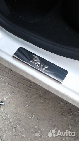 Накладки на пороги на LADA Xray Накладки на пороги на LADA Xray
