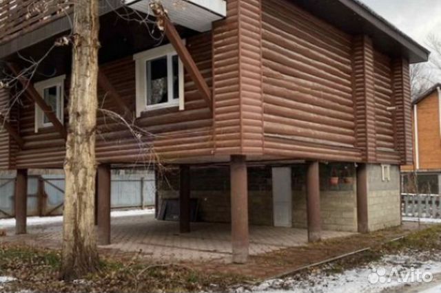

Коттедж 240 м² на участке 8 сот.