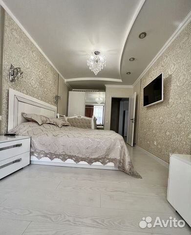 

1-к. квартира, 64 м², 1 кровать