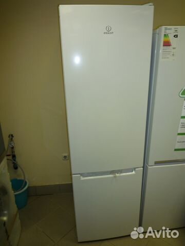 Новый холодильник Indesit DS 320 W, гарантия 1 год