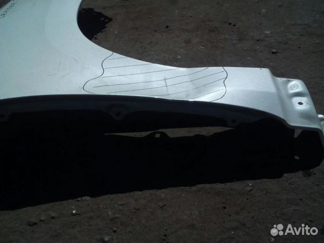 Крыло переднее правое toyota Land Cruiser (150)