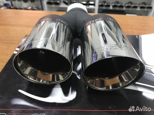 Насадка на глушитель Buzzer ZZ 2x71L (левая) Насадка на глушитель Buzzer ZZ 2x71L (левая)