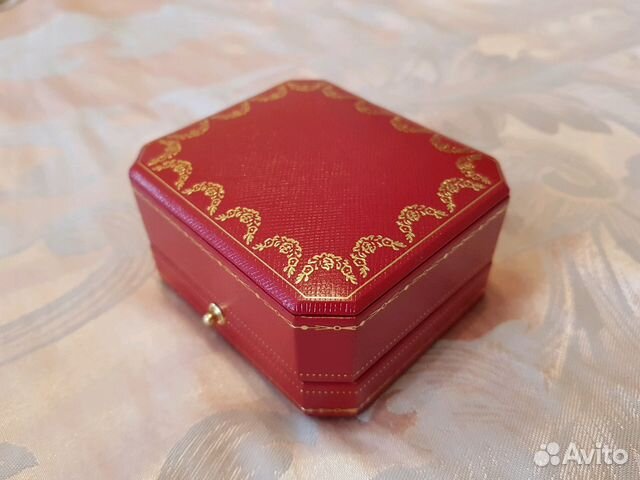 Коробка Cartier под серьги Pasquale Bruni Harry Wi Коробка Cartier под серьги Pasquale Bruni Harry Wi