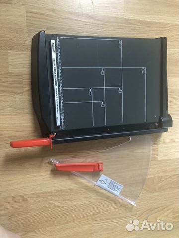 Резчик бумаги и пленка для ламинирования Резчик бумаги и пленка для ламинирования