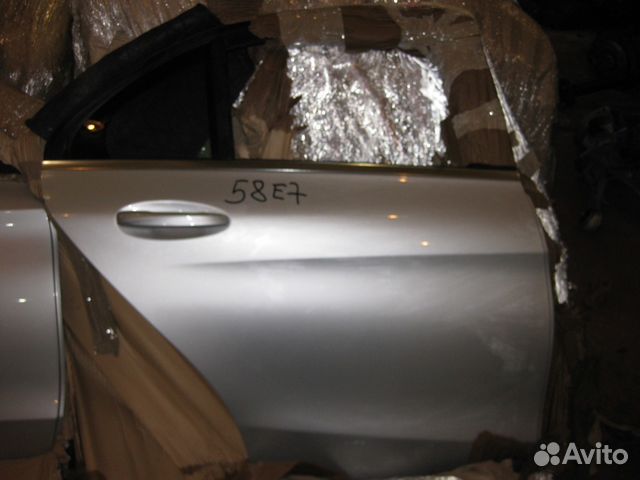 Mercedes W205 дверь задняя правая Mercedes W205 дверь задняя правая