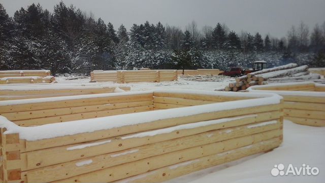 Сруб дома 6х8+3 с рубленной террасой в чашу Сруб дома 6х8+3 с рубленной террасой в чашу