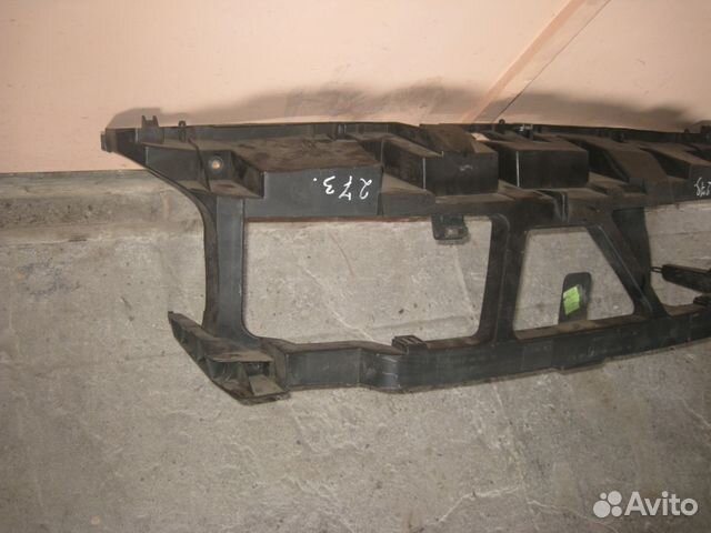 Усилитель переднего бампера Renault Scenic