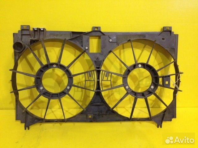 Диффузор радиатора Lexus Gs 3 2005-2011 Диффузор радиатора Lexus Gs 3 2005-2011