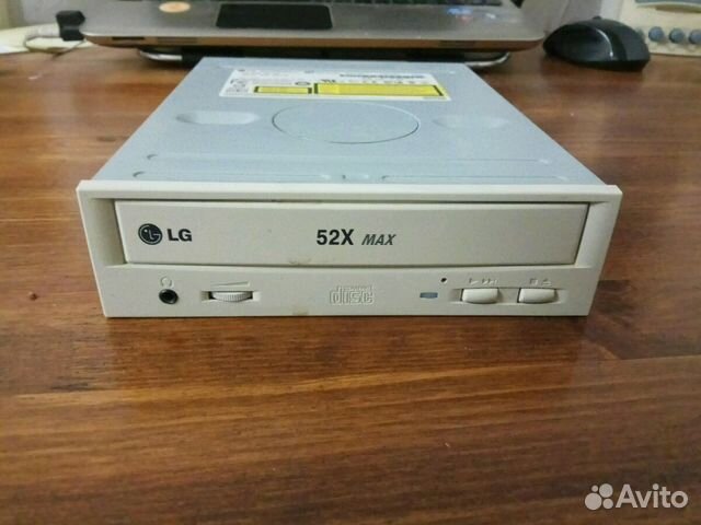 Привод CD-ROM LG