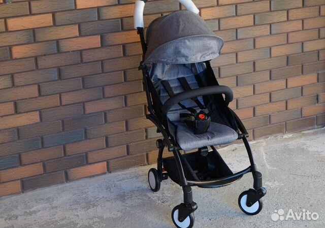 Прогулочная коляска Babytime. Серая