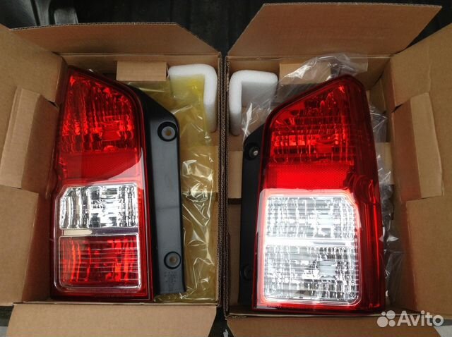 Фонари задние Ниссан Патфайндер р51