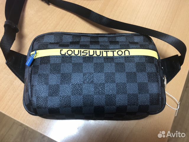 Сумка на пояс Louis Vuitton Bumbag