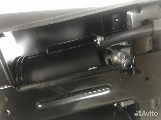 Компрессор пневмоподвески Infiniti QX80 2010 новый Компрессор пневмоподвески Infiniti QX80 2010 новый
